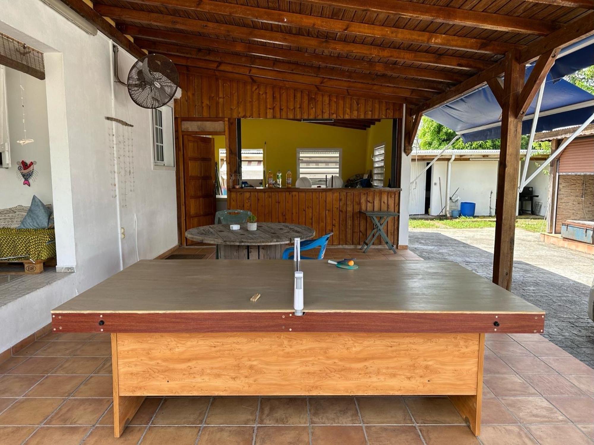 Guadeloupe Guesthouse بورت لويس المظهر الخارجي الصورة